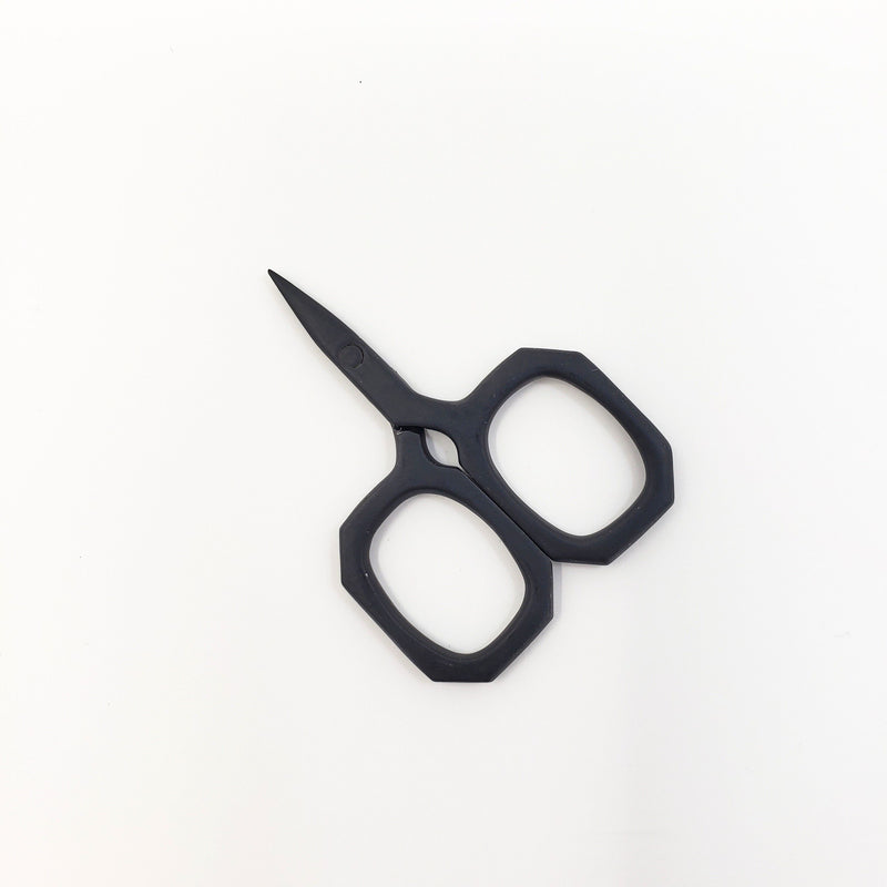 Primitive Little Gems Embroidery Scissors - 2 Inch
