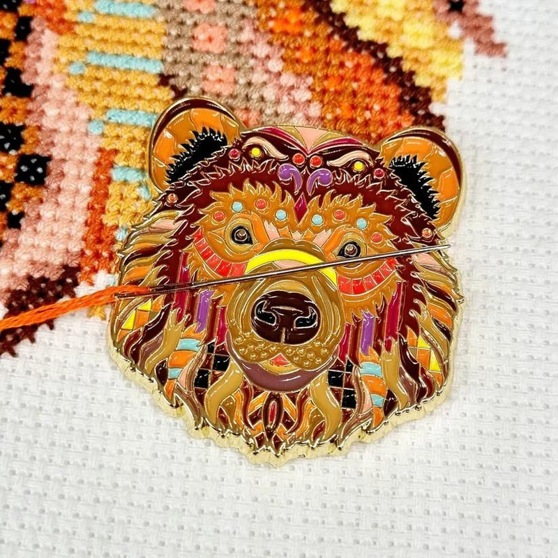 Mandala Bear Enamel Needle Minder