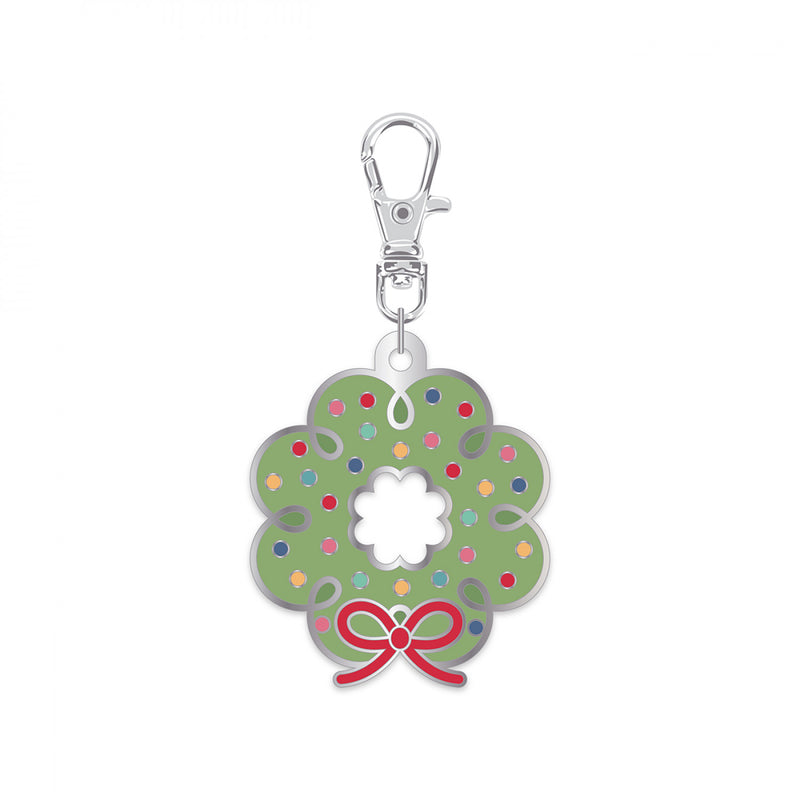 Lori Holt Enamel Happy Charm™ Wreath ST-36029