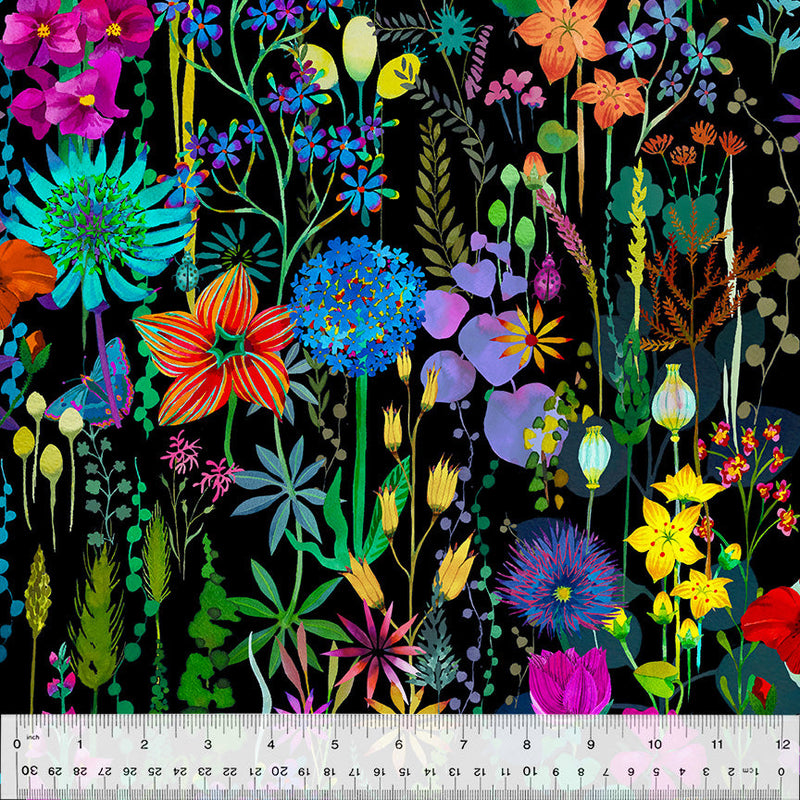 Gardenia 53763D-1 Black Flora by Sally Kelly for Windham Fabrics