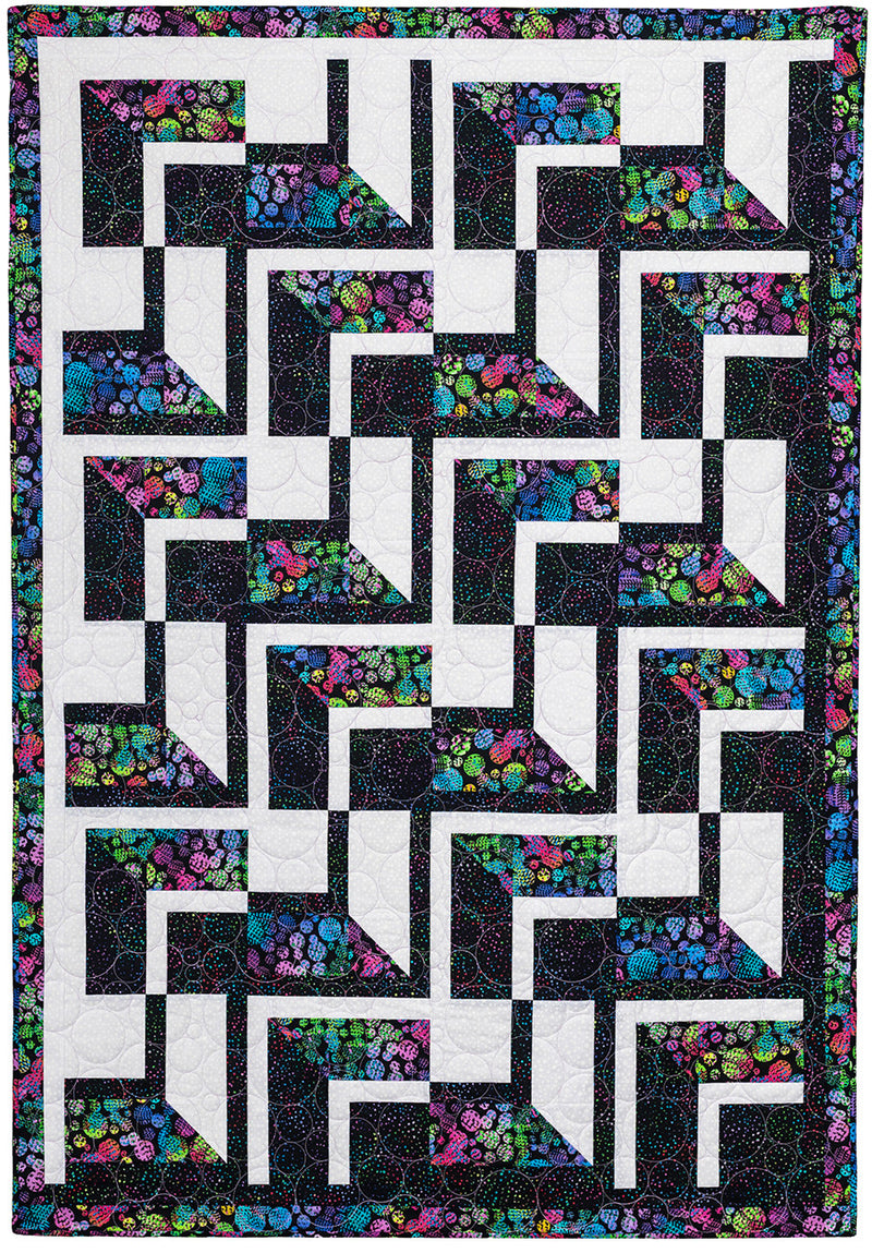 Go Bold With 3-Yard Quilts Fran Morgan Fabric Cafe Close Up Picture FC032440