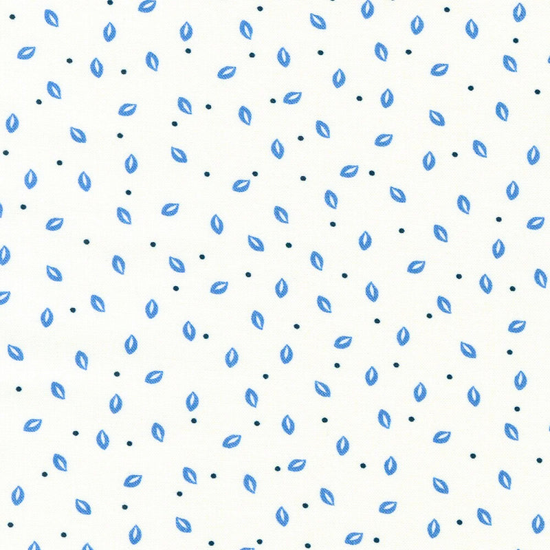 Hints of Prints FLHD-21903-4 Blue a Flowerhouse 1930's Collection by Debbie Beaves.