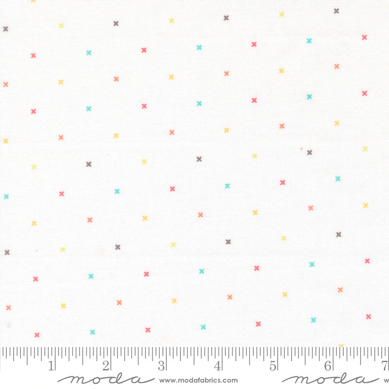 In the Garden 29238-31 Off White Tiny Peel by Corey Yoder for Moda