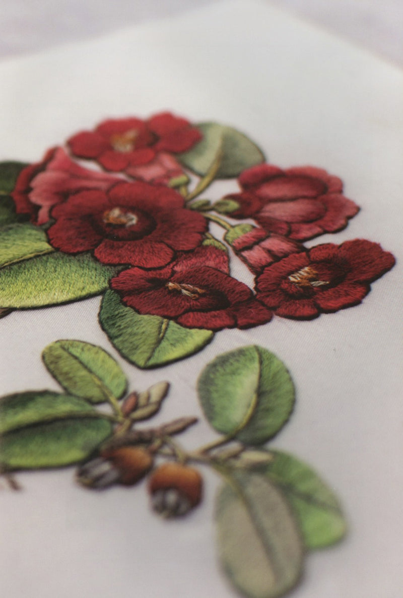 Kew Book of Embroidered Flowers, The Trish Burr Search Press Close Up Picture SP1642-1