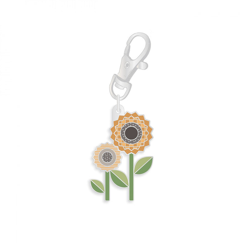 Lori Holt Autumn Enamel Happy Charm Sunflower ST-34994