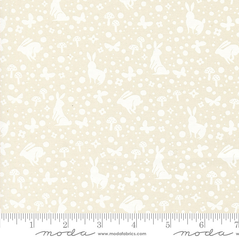 Love Letter 37127-41 Eggshell White by Lizzy House for Moda