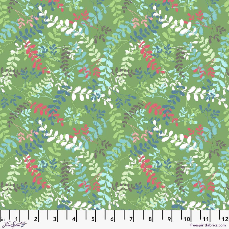 Snowy Weather Flannel FNSP013.GREEN LG Leaves by Penn 2 Paper for FreeSpirit