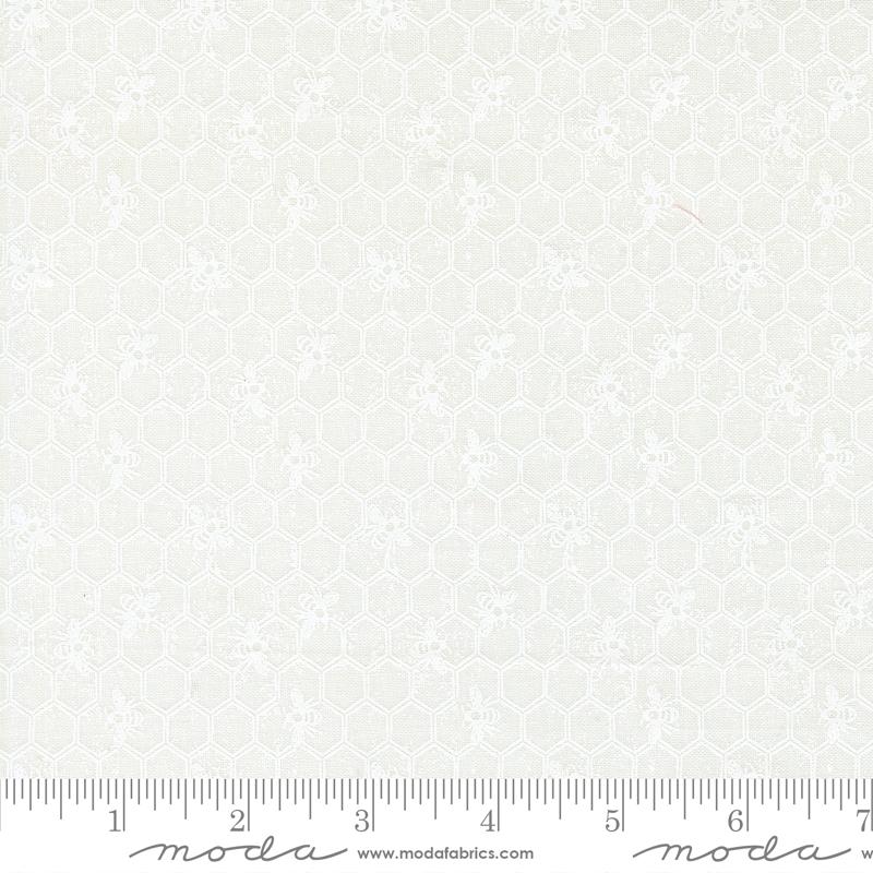 Wild Honey 5253-21 Daisy White by Lella Boutique for Moda.