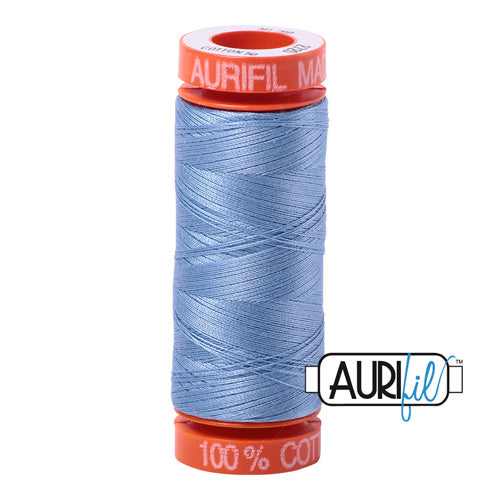 Aurifil Mako 50wt Cotton 200 m (220 yd.) spool - 2720 Light Delft Blue