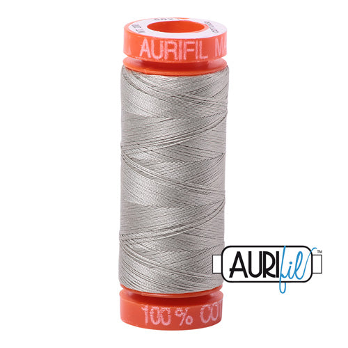 Aurifil Mako 50wt Cotton 200 m (220 yd.) spool - 5021 Light Grey
