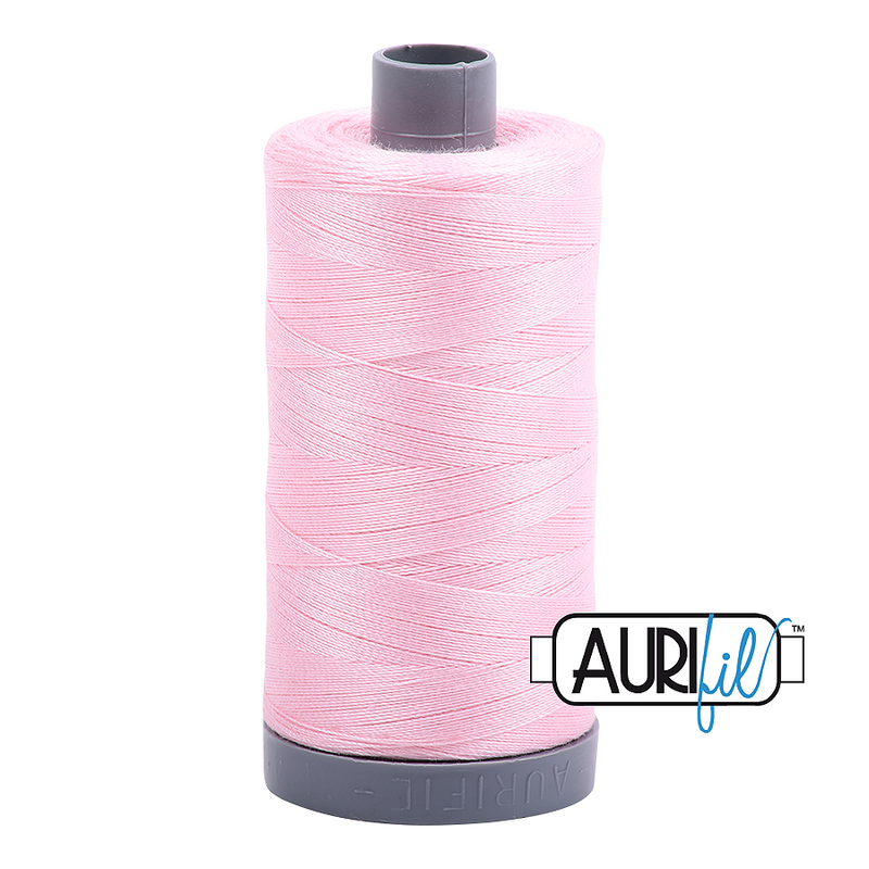 Aurifil Mako 28wt Cotton 750 m (820 yd.) spool - 2423 Baby Pink