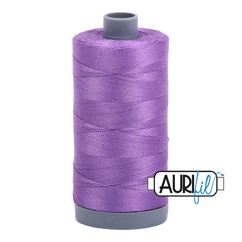 Aurifil Mako 28wt Cotton 750 m (820 yd.) spool - 2540 Medium Lavender