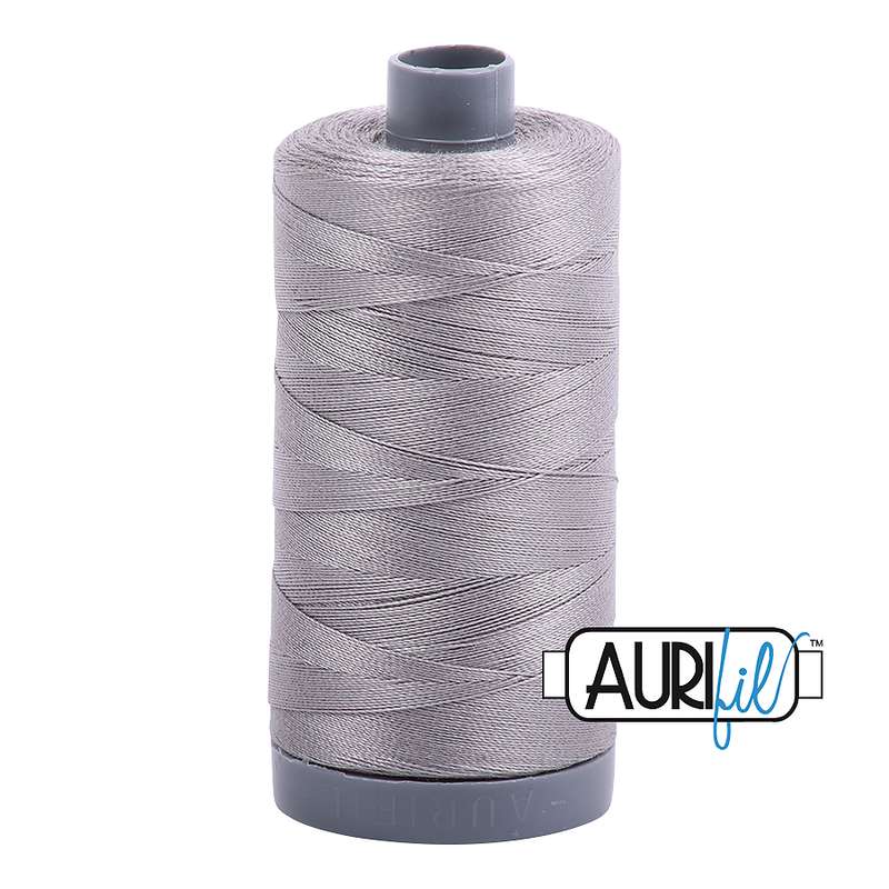 Aurifil Mako 28wt Cotton 750 m (820 yd.) spool - 2620 Stainless Steel