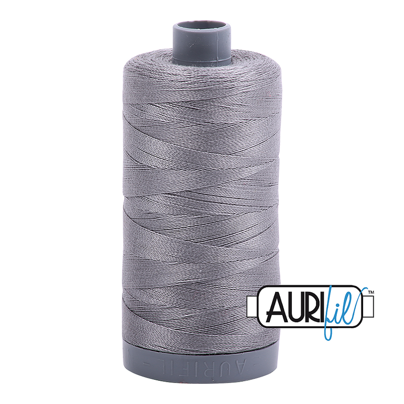 Aurifil Mako 28wt Cotton 750 m (820 yd.) spool - 2625 Arctic Ice