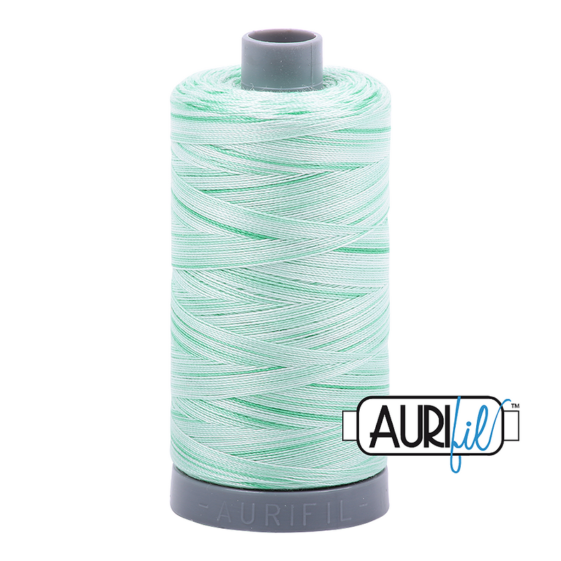 Aurifil Mako 28wt Cotton 750 m (820 yd.) spool - 4661 Mint