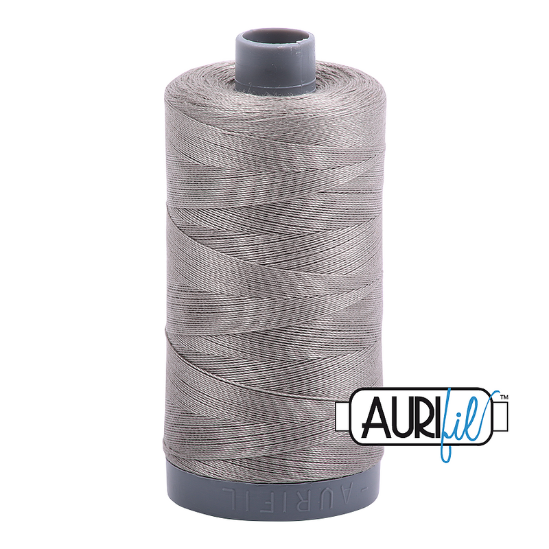 Aurifil Mako 28wt Cotton 750 m (820 yd.) spool - 6732 Earl Grey