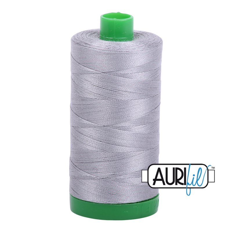 Aurifil Mako 40wt 2-ply Cotton 1000 m (1094 yd.) spool - 2606 Mist