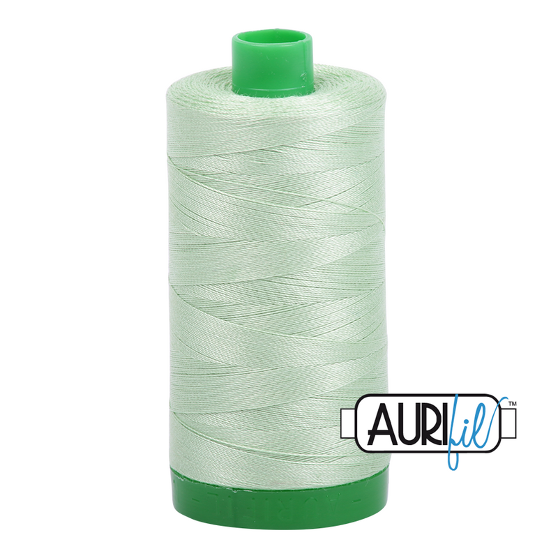 Aurifil Mako 40wt 2-ply Cotton 1000 m (1094 yd.) spool - 2880 Pale Green