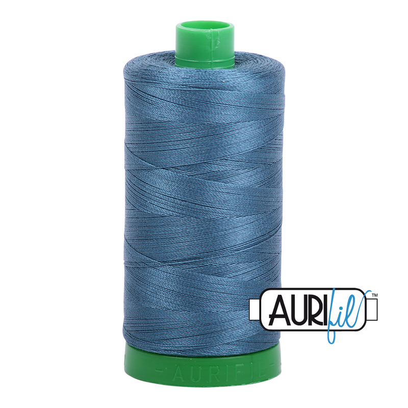 Aurifil Mako 40wt 2-ply Cotton 1000 m (1094 yd.) spool - 4644 Smoke Blue