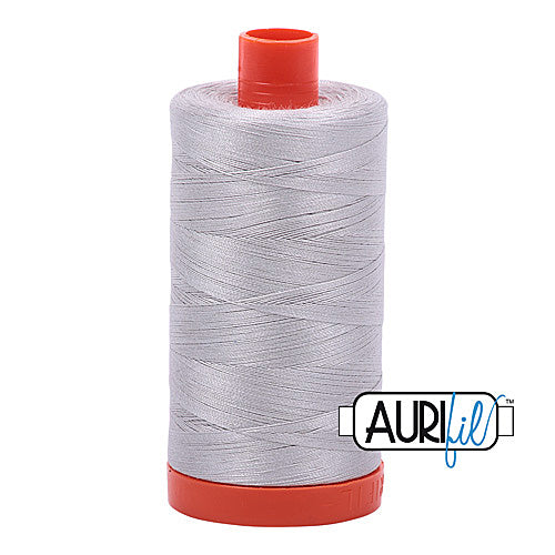 Aurifil Mako 50wt Cotton 1300 m (1422 yd.) spool - 2615 Aluminium
