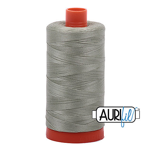 Aurifil Mako 50wt Cotton 1300 m (1422 yd.) spool - 2902 Light Laurel Green<br>