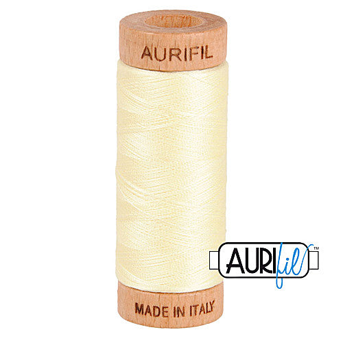 Aurifil Mako 80wt Cotton 274 m (300 yd.) spool - 2110 Light Lemon