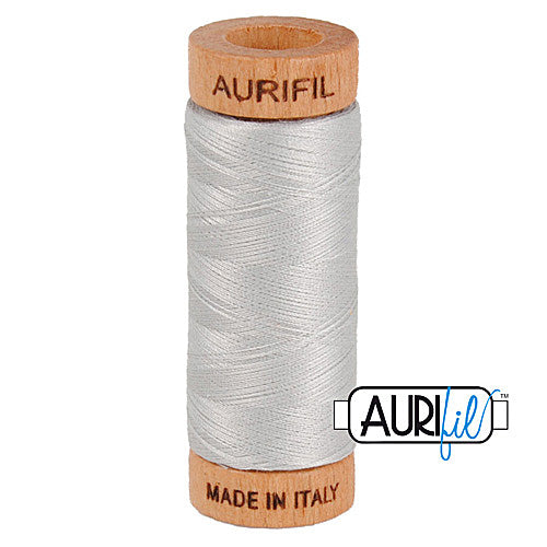 Aurifil Mako 80wt Cotton 274 m (300 yd.) spool - 2615 Aluminium