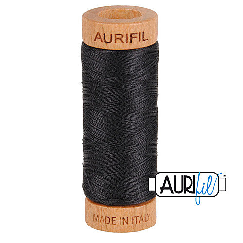 Aurifil Mako 80wt Cotton 274 m (300 yd.) spool - 4241 Very Dark Grey