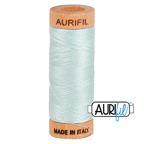 Aurifil Mako 80wt Cotton 274 m (300 yd.) spool - 5007 Light Grey Blue