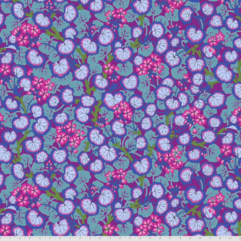 Climbing Geraniums PWPJ110.PURPLE Philip Jacobs Kaffe Fassett Collective Free Spirit